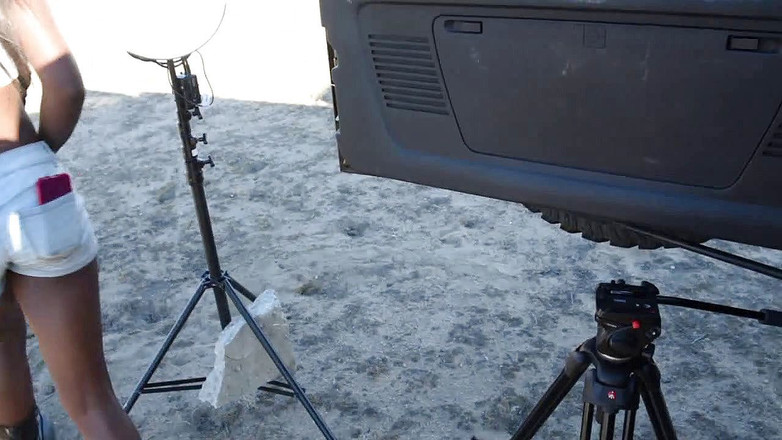 Lesbian Illusion: Pengembaraan lesbian kereta...