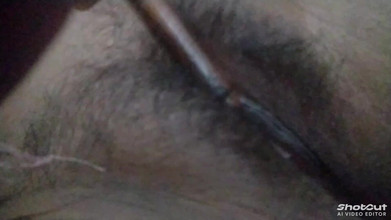 Dr_doom21: Memek sempit tante seksi india ini dientot habis-habisan sama pacarnya...