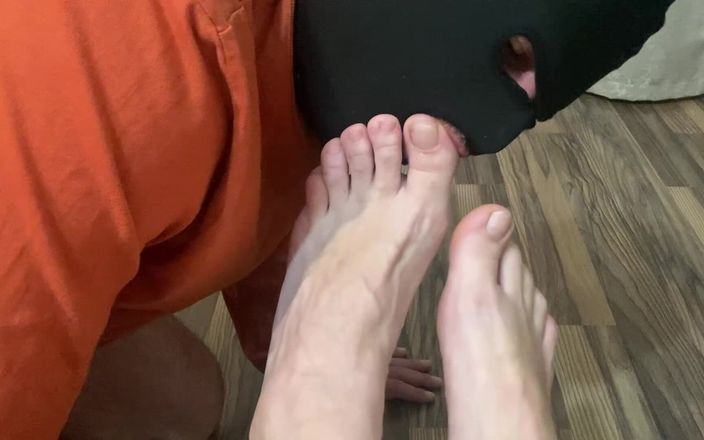 PriyaNaavya: Lízání nohou nevlastního otce Sexy