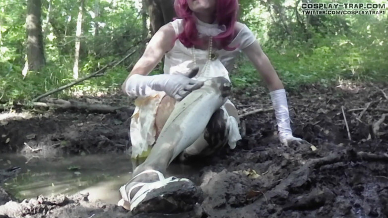 RosalinaxGirl: Fälla cosplay Maki brud rörigt spela i leran