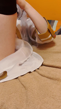 Im käfig, femboy frieren fickt arsch und kommt in keuschheit