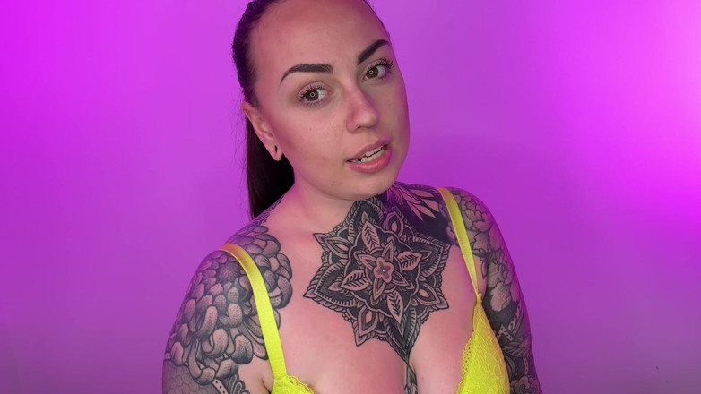 Miss Valentina: Rich Girl Affirmations