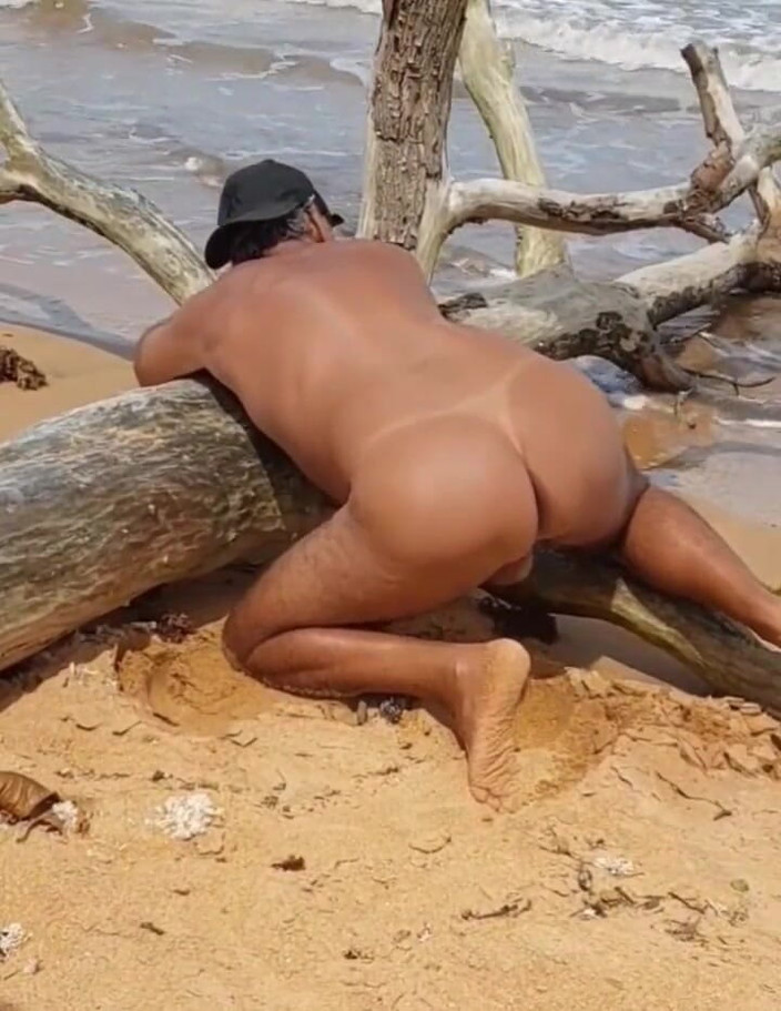 Ladysilvas: Ladysilva, schwuler porno am frechen strand will schwanz in den...