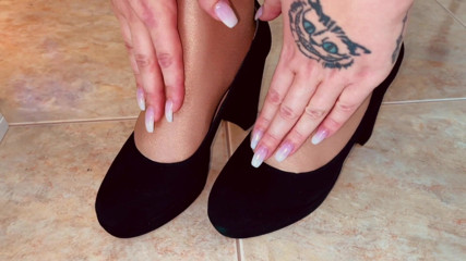 Tights free: Kancelářská dívka škádlení punčocháčů