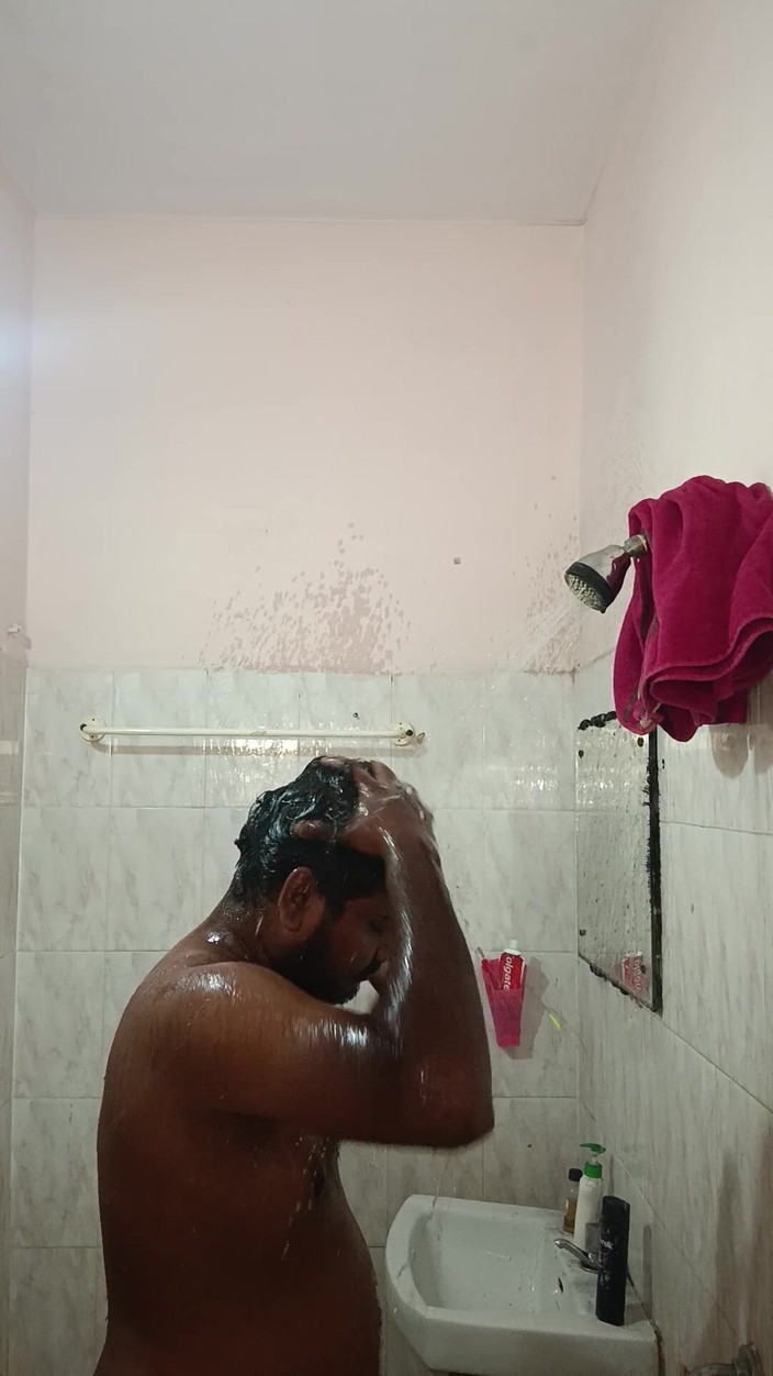 Km: Ukazuji ptáka v mém autě