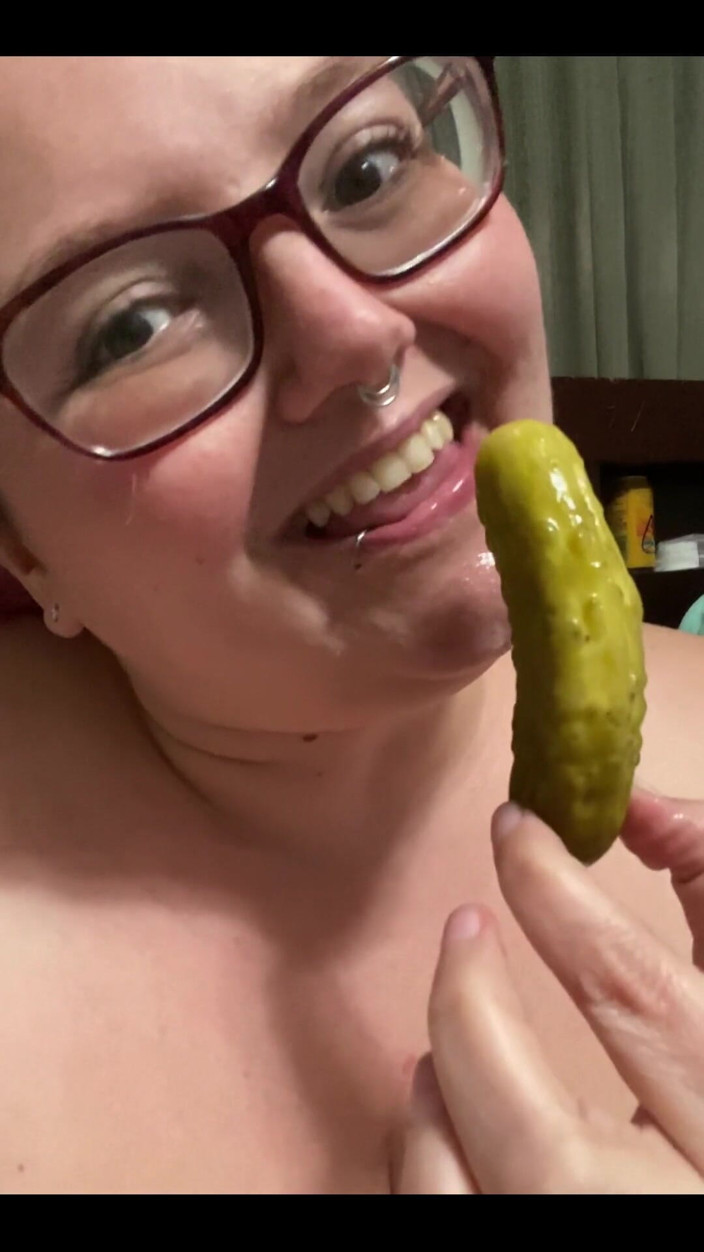 Sara Star: Laat me je a pickle kietelen