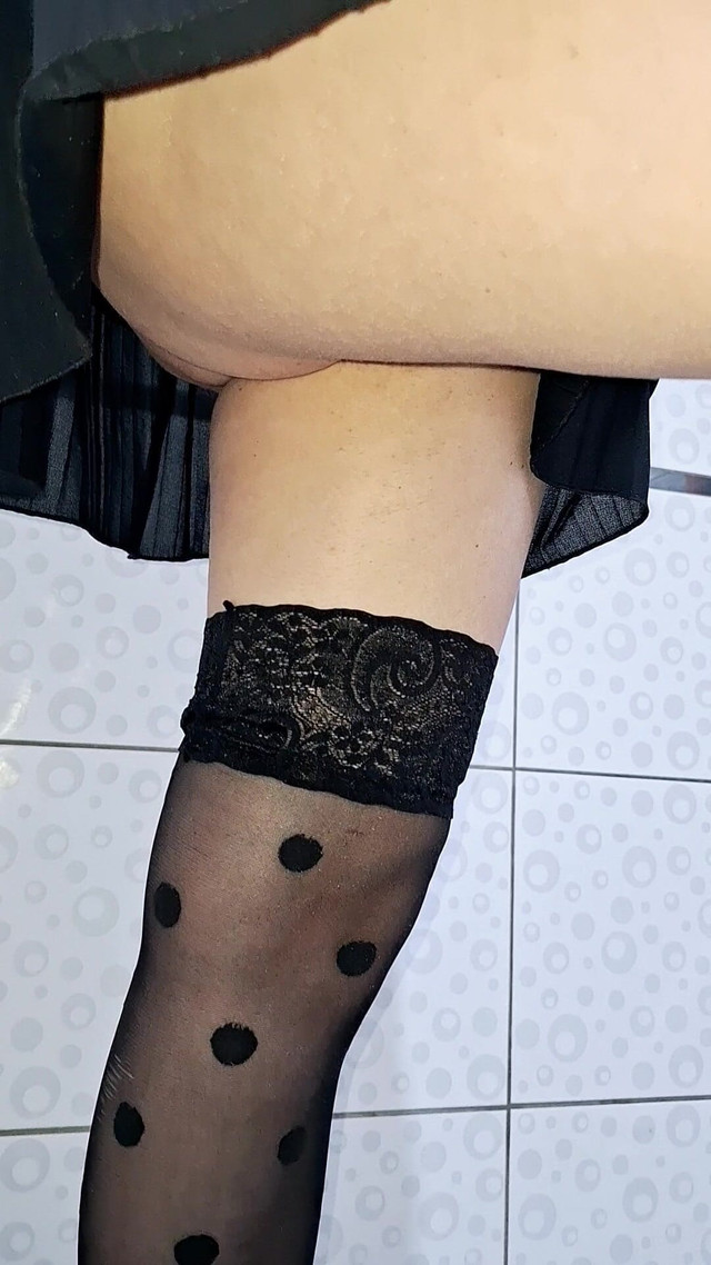 It Was a Bit Difficult for Me to Pee in That Position. (Agnes Swallow) It Was a Bit Difficult for Me to Pee in That Position. (Agnes Swallow)