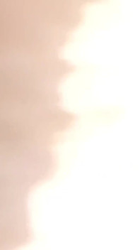 내 하드 젖꼭지를 짜내