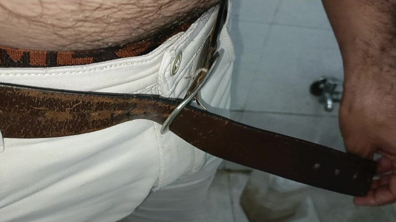 LovedSunsine1990: Kesempatan untuk berhubungan seks datang tetapi barang-barangnya tidak mendukung