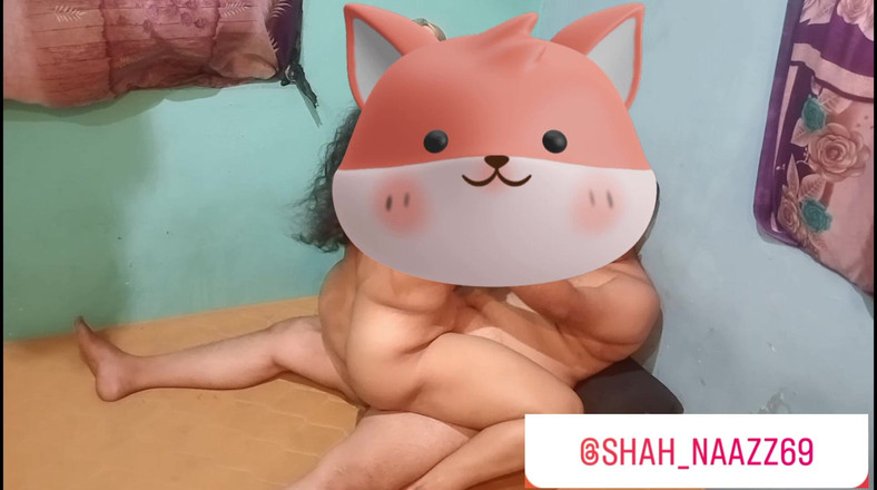 Gulaab: Ela me dá buceta apaixonada, fazemos a melhor memória