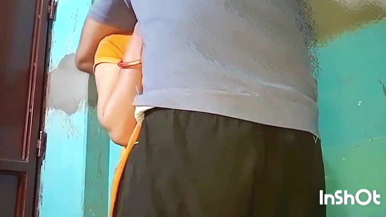 Village studio: Kouření a lízání kundičky sex video v hindštině hlasu od...
