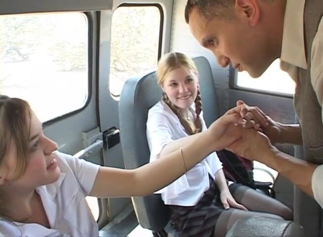 American X: Sex în trei în autobuz