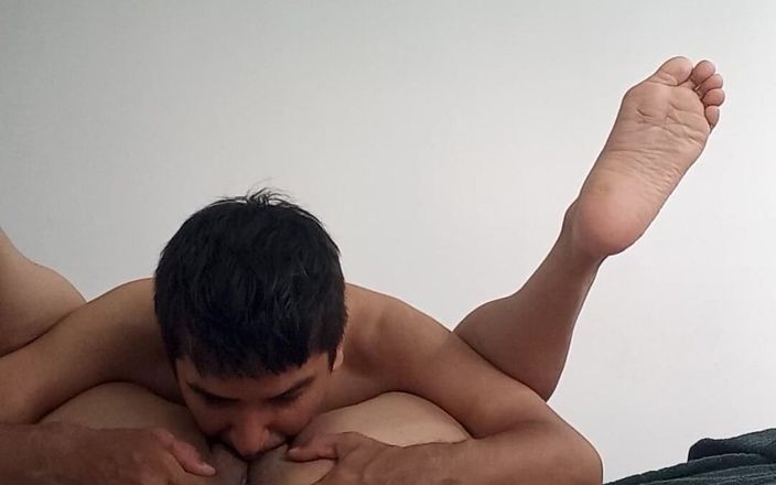 Valkyrieandluigy: Ela gosta quando eu chupo sua vagina