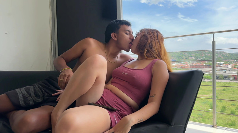 LILY_PUP: Saya di rumah bersendirian dengan teman wanita kawan baik saya...