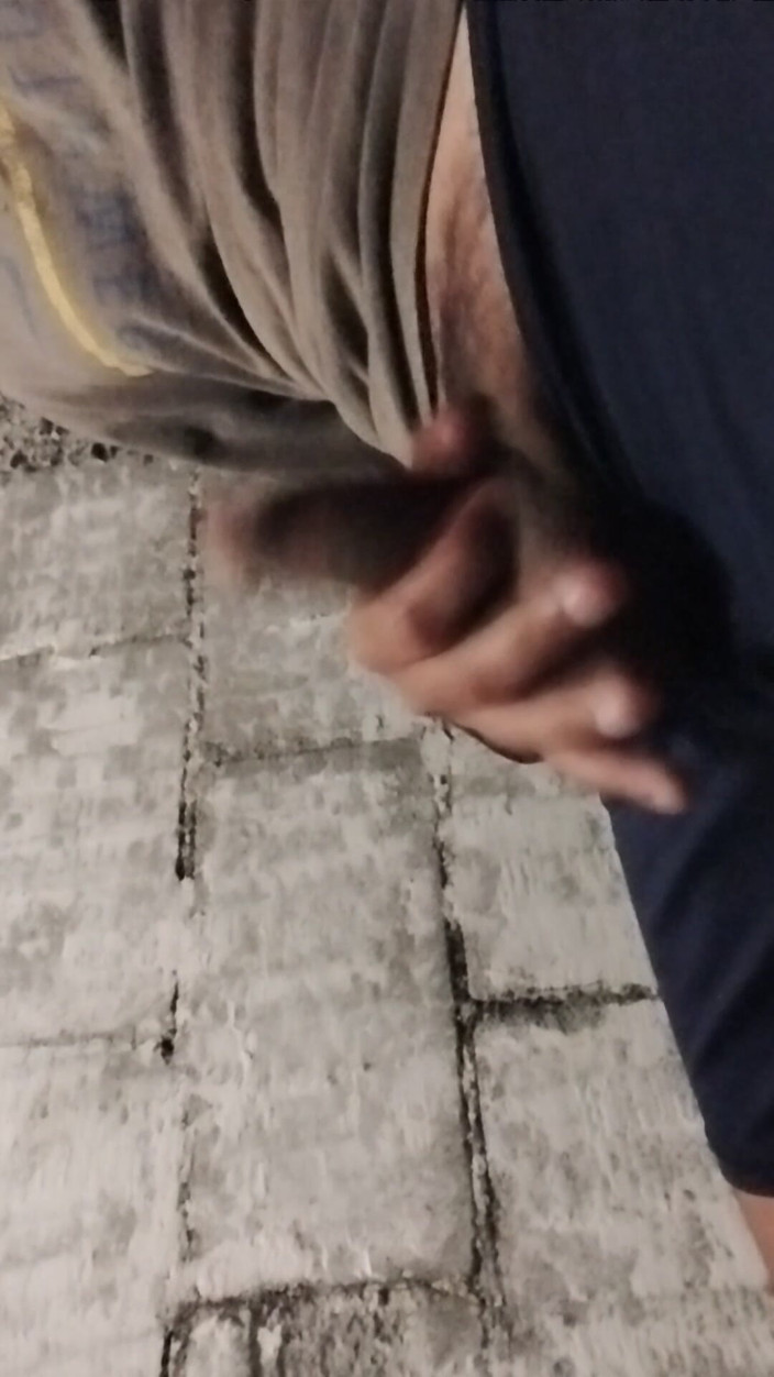 AlexAlejandro13: Aiuta questo patrigno a masturbarsi