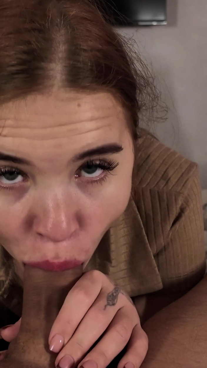 xKeryB: मेरी हॉट सौतेली बहन के साथ धोखा