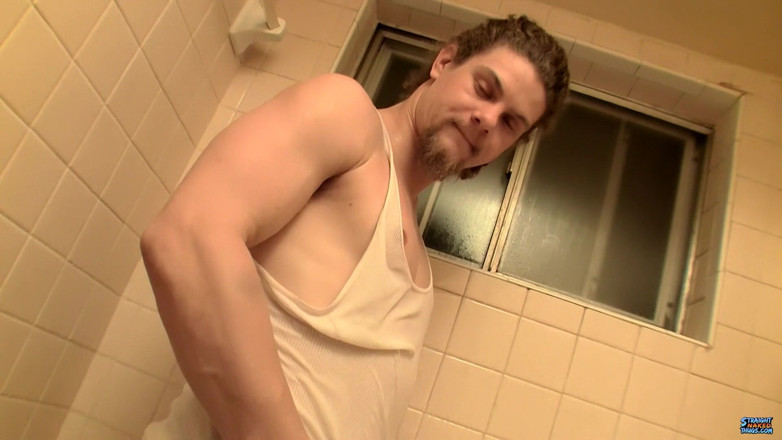 Straight naked thugs: Wolfe adora segarlo sotto la doccia