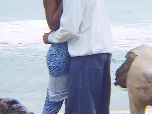 Exotic Girls: Pareja jamaicana disfruta mamada al aire libre