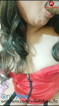 Pancutan mani dalam jumlah yang besar menjadi multiorgasme dengan zakar peminatnya
