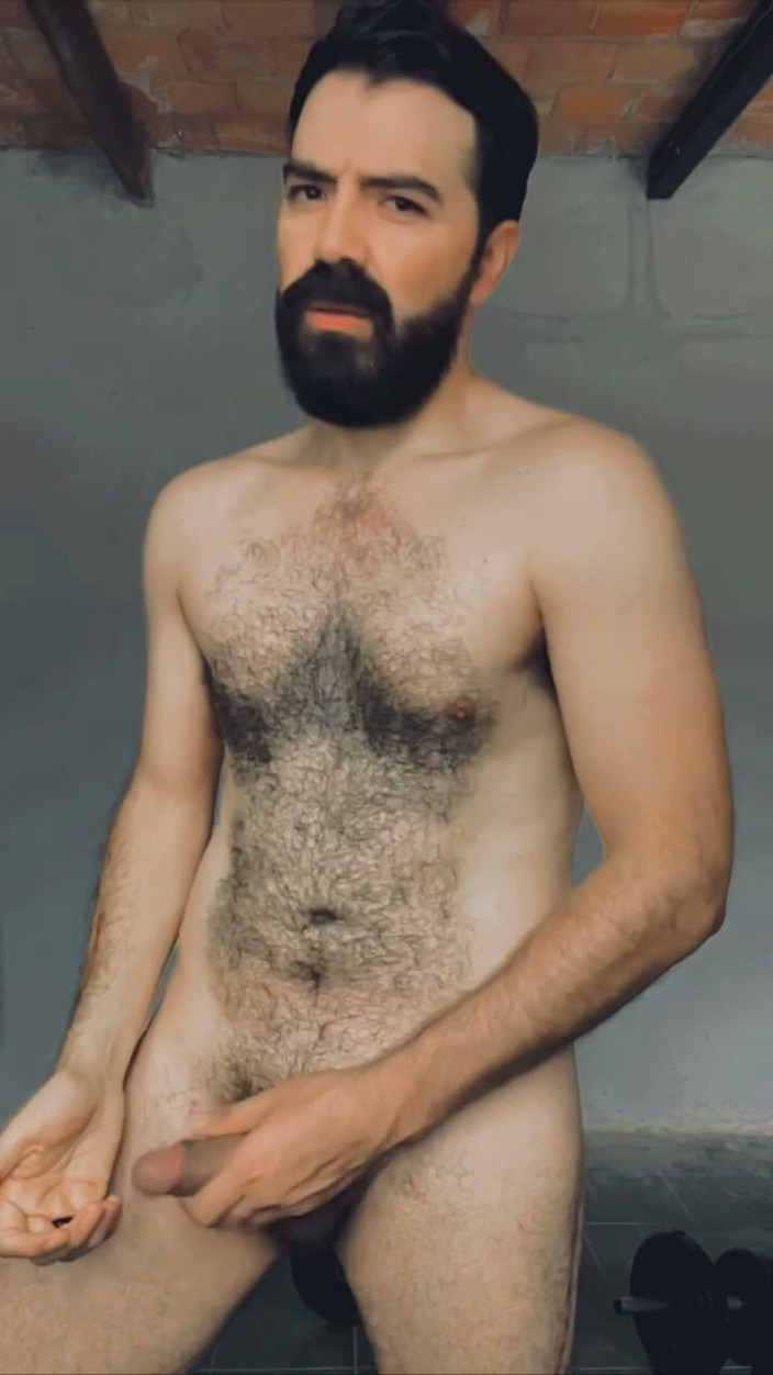 Mexxx peter: I Get Very Hot After Exercising