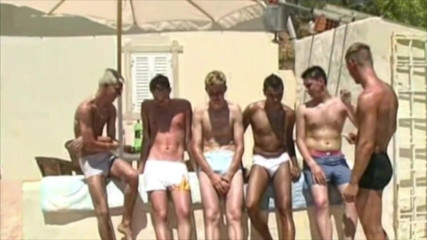 Slut twink used bareback by XXL cock: Exhib outdoot s vlažným twinks fcking bez sedla