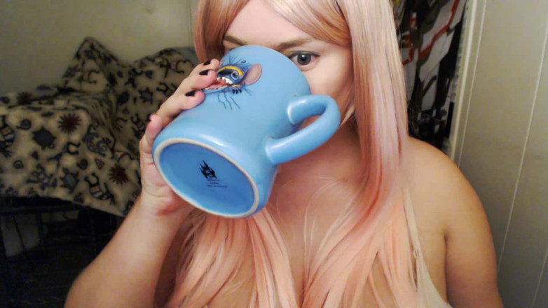 Scarlet Vixen: Spielnacht - tasse chug &amp; rÃ1/4lpsen! (wmv)