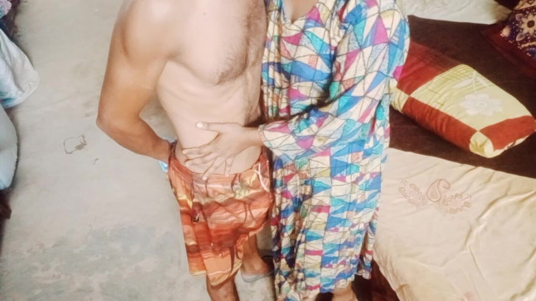 Shunderali: नौकरानी और दोस्त चुदा चुड़ी