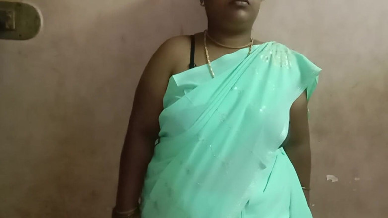 Tamil Anti Uma235: Ich ging zum Haus meiner stiefmutter und sah, dass sie...