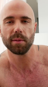 Soțul muscular tatuat Danny Steele te fute cu degetele și te fute cu vedere la persoana 1 - iubitul meu cu vedere la persoana 1 - sex virtual Fpov