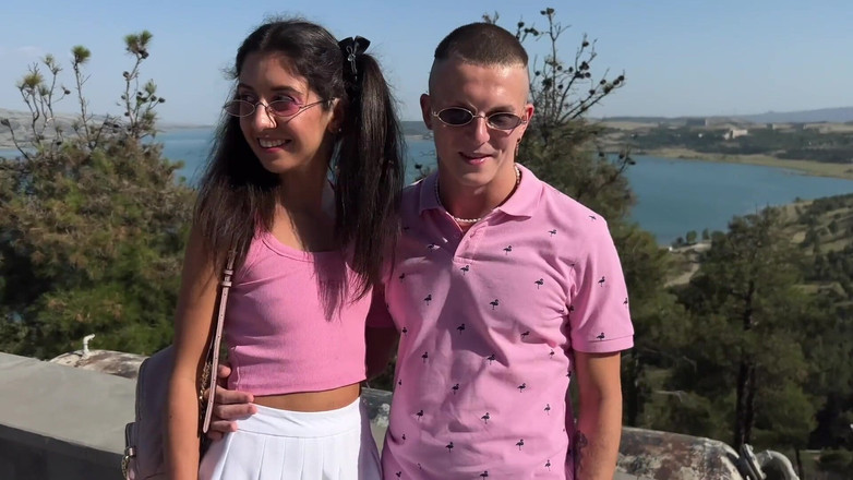 Oliver Strelly: Fodendo uma linda garota e seu namorado depois de se...