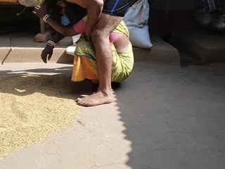 Bhabhi Ko Kam Karte Hue Choda 69 Position Me