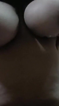 Aujourd’hui, j’ai expulsé de l’eau du vagin plusieurs fois avec de la mousse du vagin