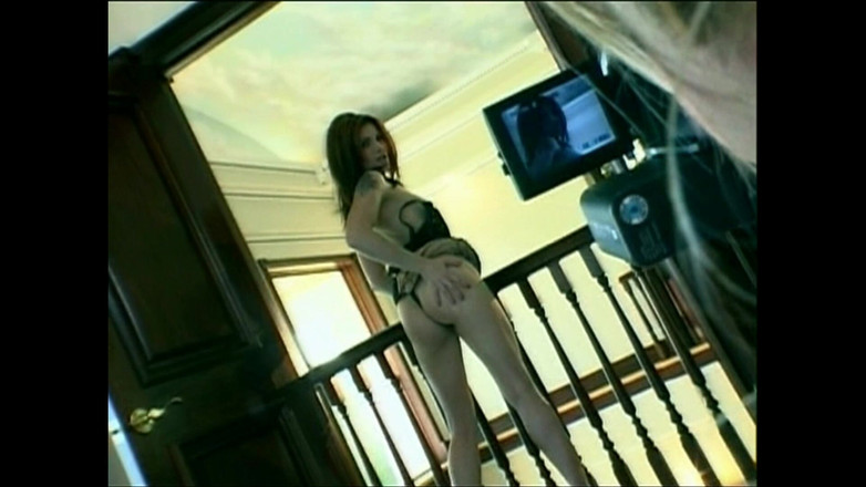 Hard Accademy: Mladí muži se spolu šukají silou lva.