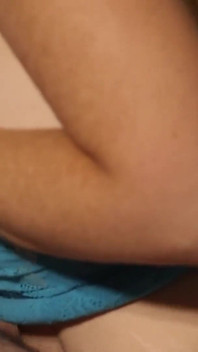 Cat's blow job skills