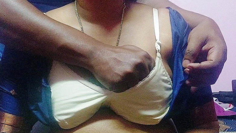 Desi Mohini: Desi nevlastní matka žhavý sex se svým synem