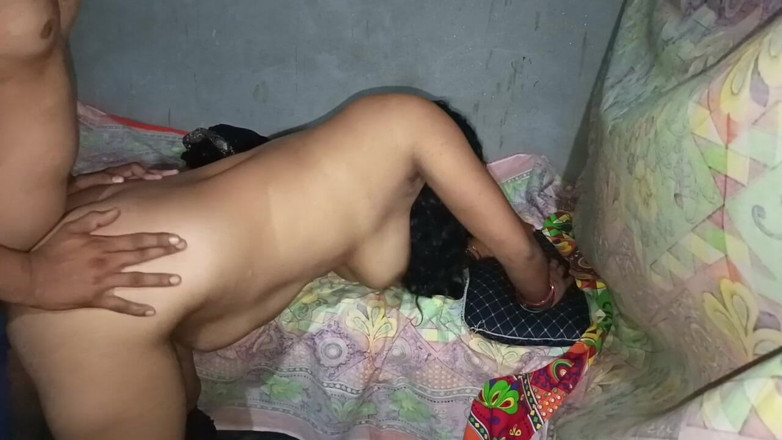 Kavita69: Pasierb z macochą uprawiałem gorący seks