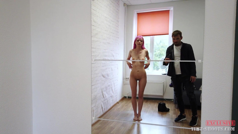 Test-Shoots: Naakte video-casting met mooi cosplay-meisje Lilly