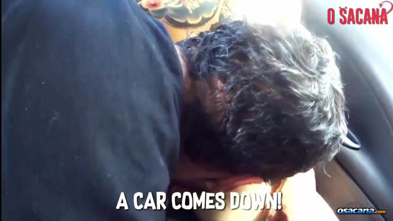 World Gay: Menyedut di dalam kereta dan mengambil air mani dari zakar...