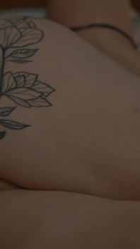 ¿por Qué La Madrastra Pilla a Su Hijastro Viendo Porno a La Madrastra En La Cama Compartida?
