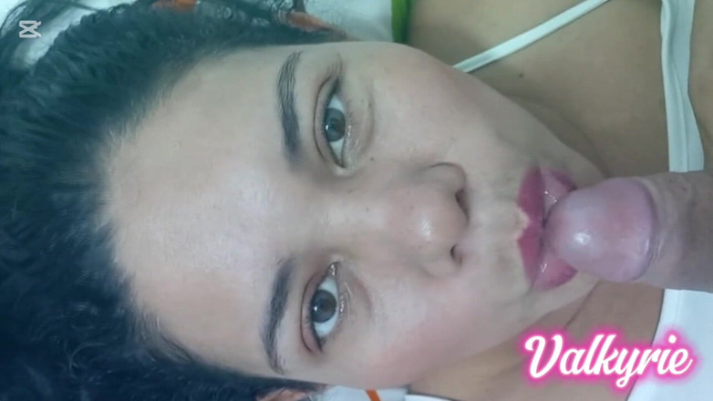 Valkyrieandluigy: 美しいディープスロートを吸うために生まれた