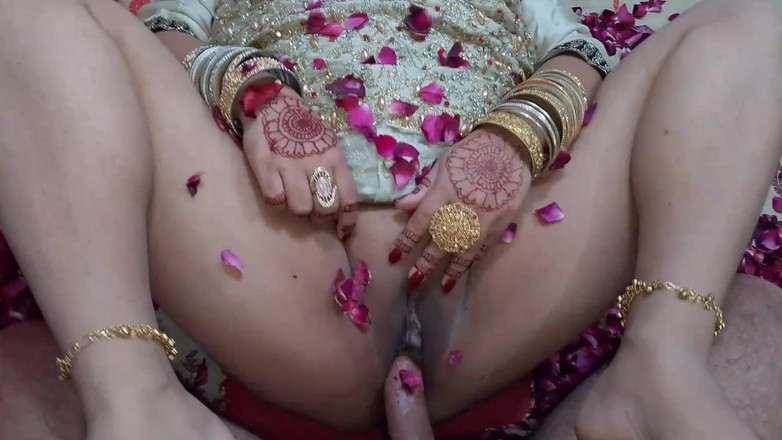 QueenbeautyQB: Індійська пара, перша шлюбна ніч