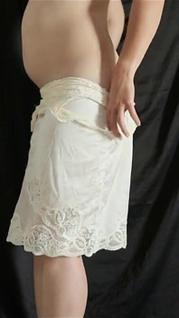 인도네시아 바이럴 Nyobain Baju Satin Baru Berujung Ngentot 댄 켈루아르 디 Memek