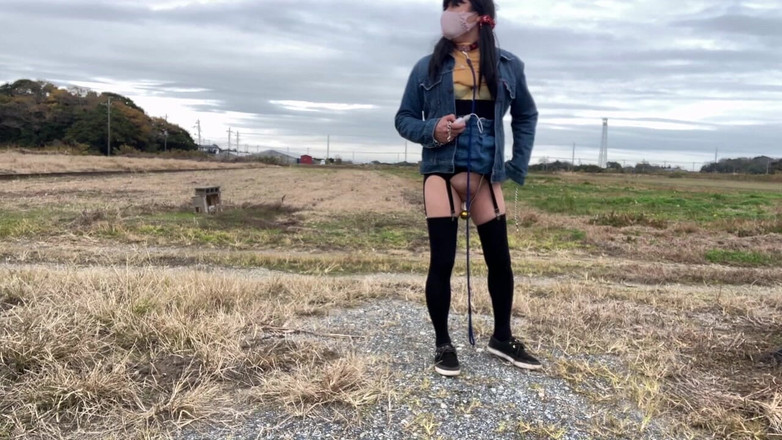 megu2002: Latihan bebas No34 Skirt ketat digulung coli terdedah berjalan