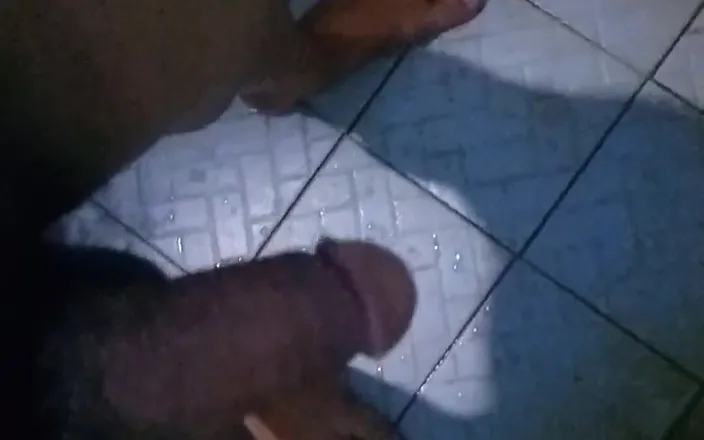 Ngocok terus: The Dick Is Washed After Wanking