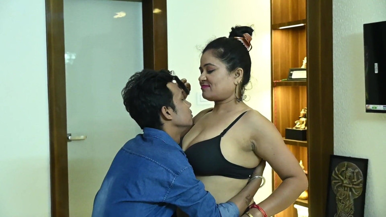 Indian porno creator: คาสติ้งเซ็กซ์อินเดีย นางแบบตูดใหญ่โดนผู้กำกับเย็ดแรงๆ