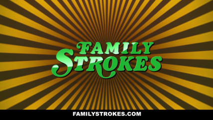 Family Strokes: Бійці подушок і кусачі подушок
