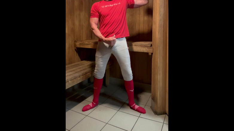 JockDad87: Альфа-веселощі в роздягальні з Jockdad87 у бейсбольному спорядженні