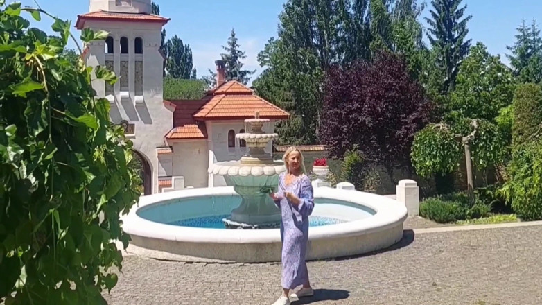 Selena701: Amatérská Blondýnka Zralá Manželka Má Ústní A Nohy Uctívání