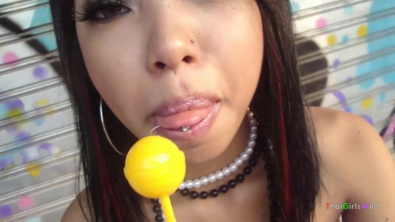 Thai Girls Wild: Emo Thai teen gets barebacked in short time room
