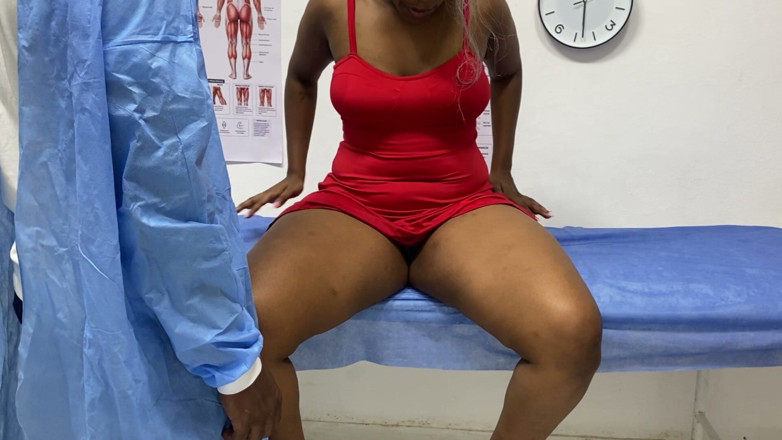 pampammedallo: She Went to the Gynecologist and They Checked Her Very,...